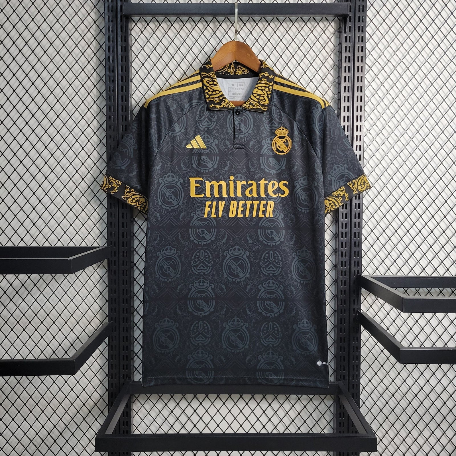 23/24 Real Madrid Black x Gold Special Edition Jersey