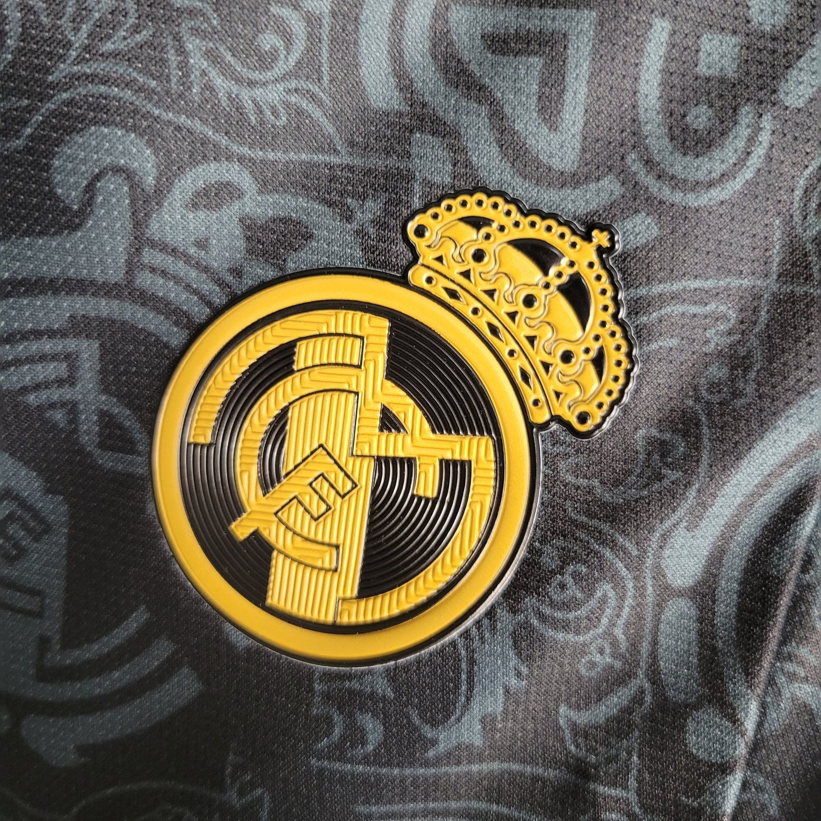 23/24 Real Madrid Black x Gold Special Edition Jersey